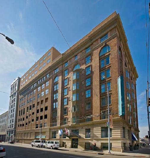 ホテル Doubletree Dayton-Downtown エクステリア 写真